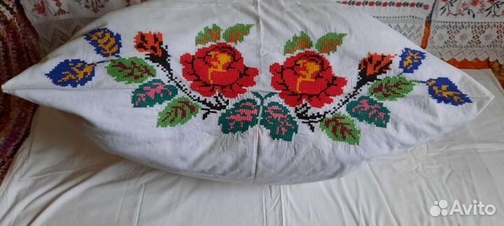 Рушники с кружевом старинные