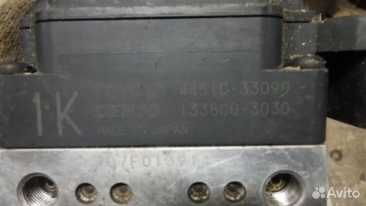 Блок ABS (насос) Toyota Camry XV30 2001-2006