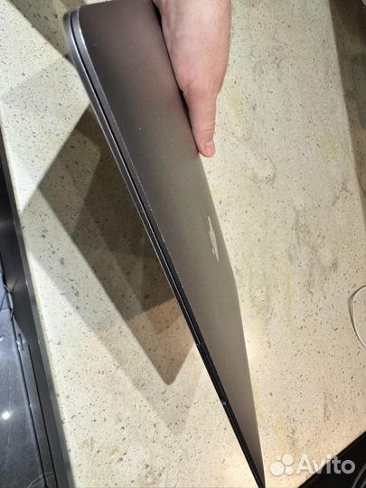 Apple macbook air i5 2019