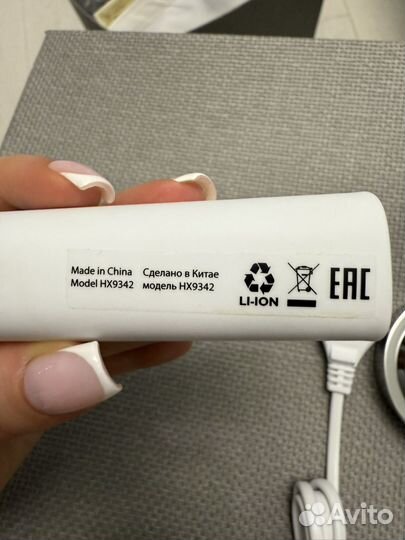 Зубная щетка philips sonicare
