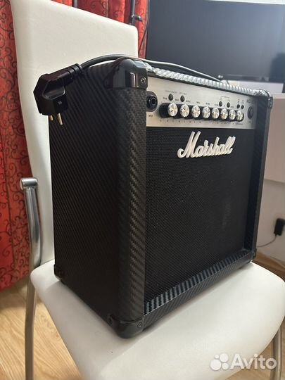 Гитарный комбоусилитель Marshall MG15CFX