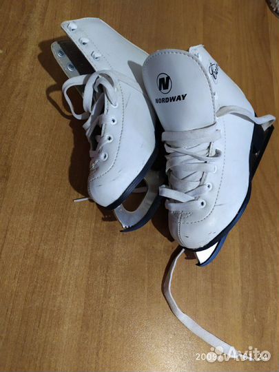 Коньки 30 размер