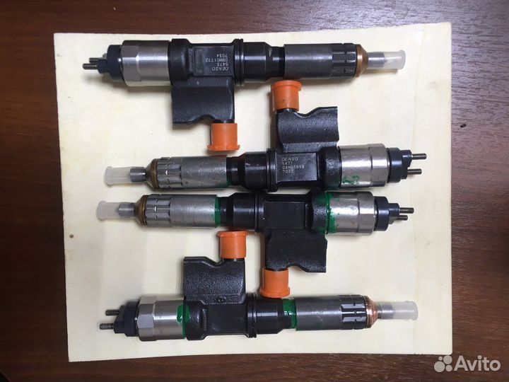 Форсунки denso 095000-5471 на Isuzu 4hk1, 6hk1