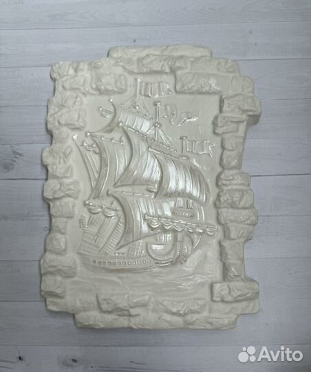 Панно из гипса 
