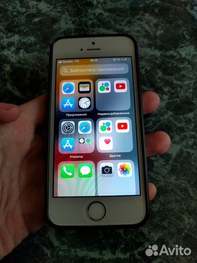 iPhone SE, 128 ГБ