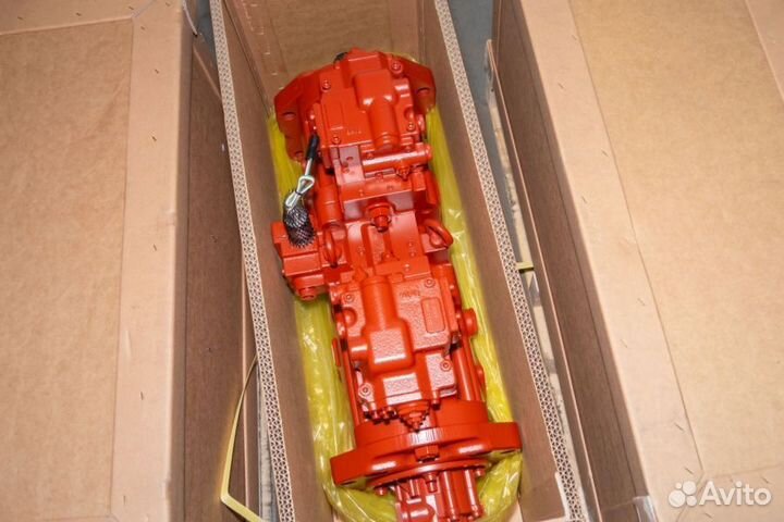 Водяная помпа Hitachi/zx230