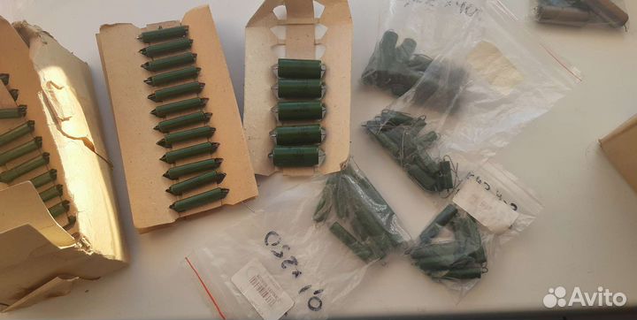 Радиодетали. Конденсаторы, галетники