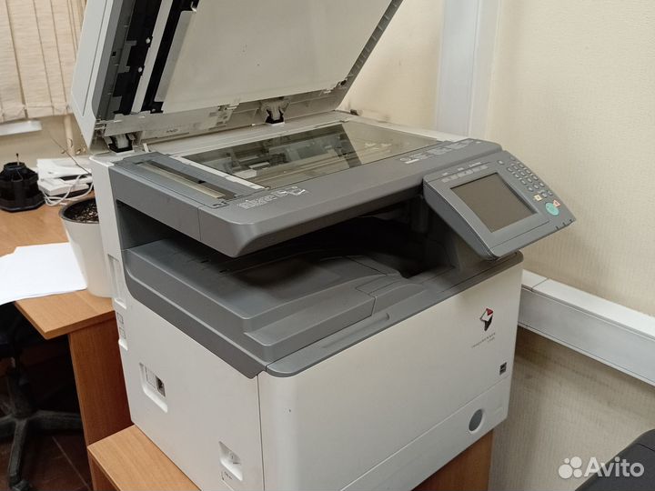 Мфу лазерный цветной А3 Canon F159200