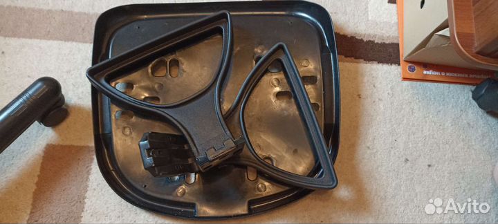 Компьютерное кресло на запчасти