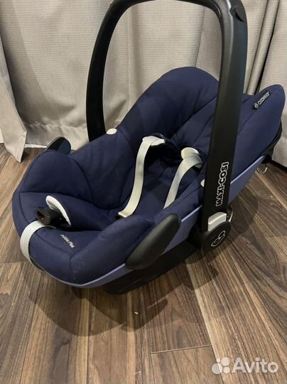 Детское автокресло от 0 maxi cosi