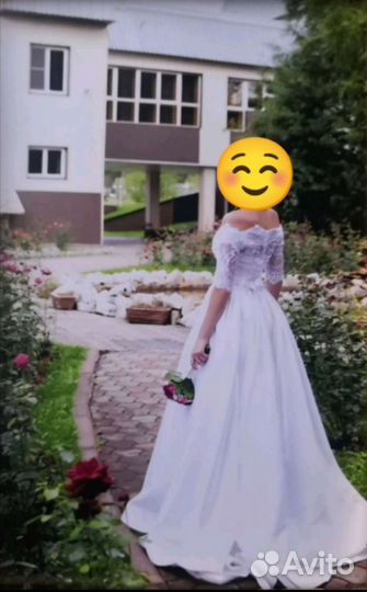 Свадебное платье