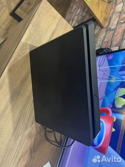 Продам Sony PS4 1tb 2208B ростест
