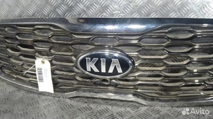 Решетка радиатора Kia Sorento/Sorento Prime