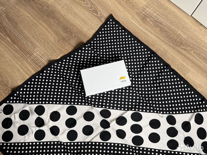 Платок Orsa, 86 х 82 см