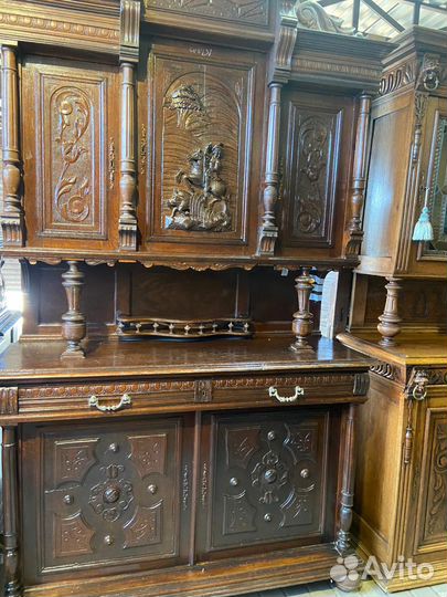 Антикварный буфет Бельгия