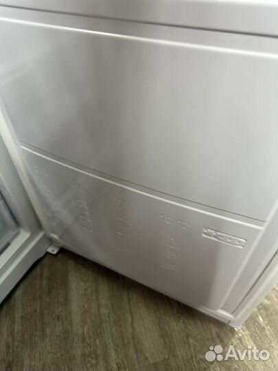 Холодильник бу indesit