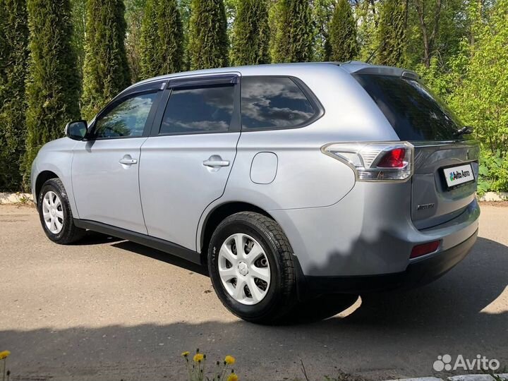 Mitsubishi Outlander 2.0 CVT, 2014, 112 000 км