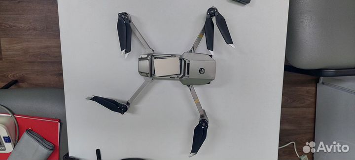 Квадрокоптер DJI mavic pro platinum