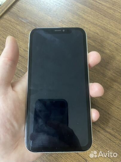 iPhone Xr, 128 ГБ