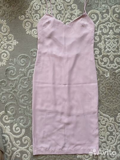 Платье пудровое L