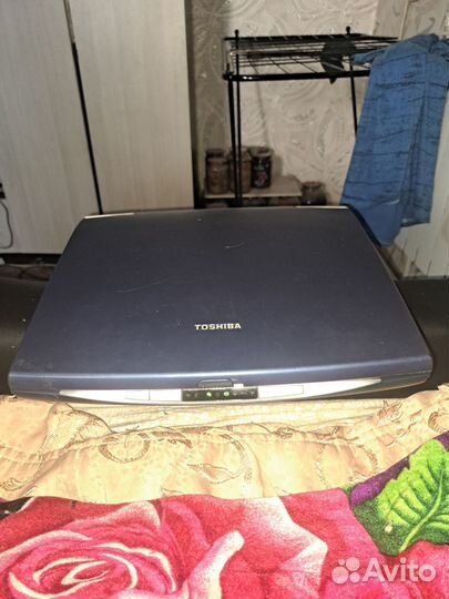 Ноутбук toshiba