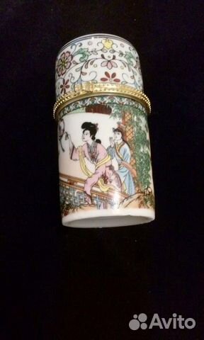 Фарфоровая шкатулка. Винтаж