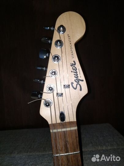 Fender squier bullet trem BSB электрогитара