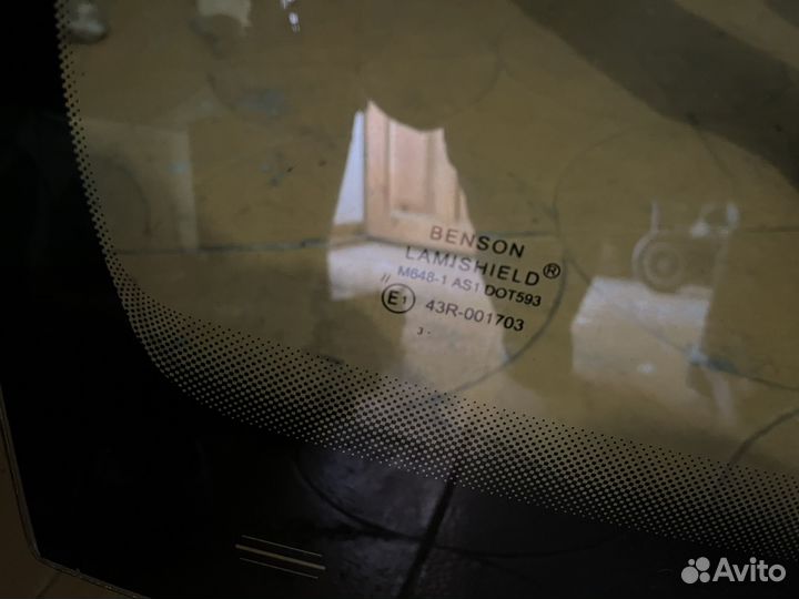 Лобовое стекло на citroen c3 hatchback