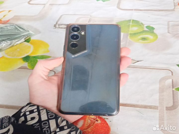 TECNO Pova Neo 2, 4/64 ГБ