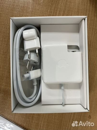 Блок питания apple MagSafe, 85w MC556Z/B