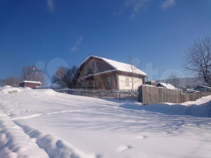 Дом 50 м² на участке 17 сот.