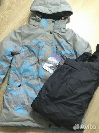 Продам костюм