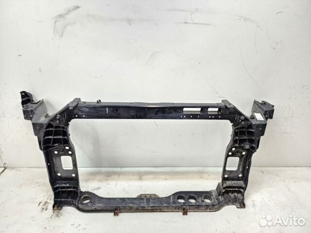 Панель передняя (телевизор) передний Kia Sportage