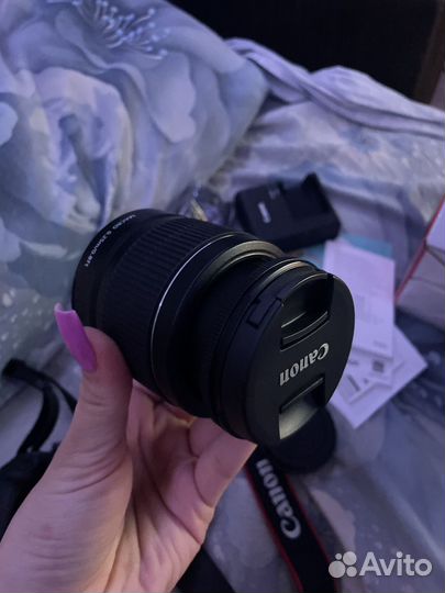 Фотоаппарат Canon eos 2000d