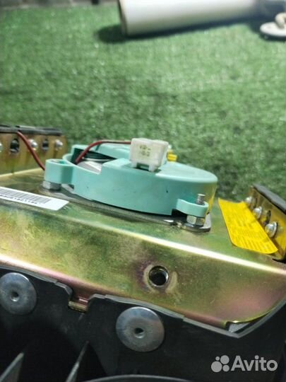 Подушка безопасности в руль Hyundai Sonata 2007