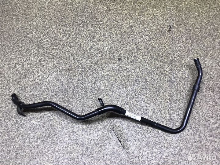 Мерседес спринтер w906 трубка охлажденияvw Crafter