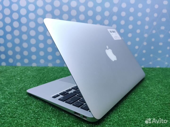 Ноутбук MacBook Air 11