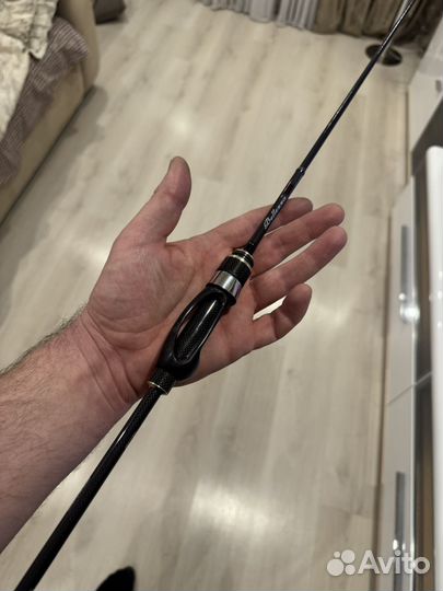 Спиннинг graphiteleader bellezza UX