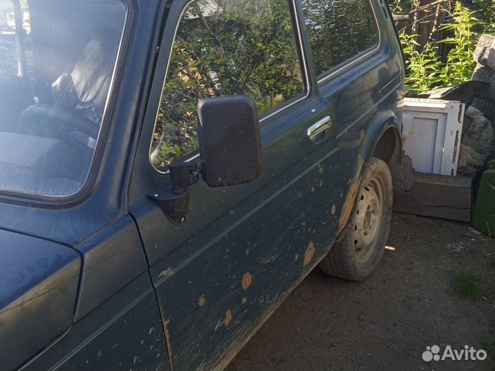 LADA 4x4 (Нива) 1.7 МТ, 2000, 142 000 км