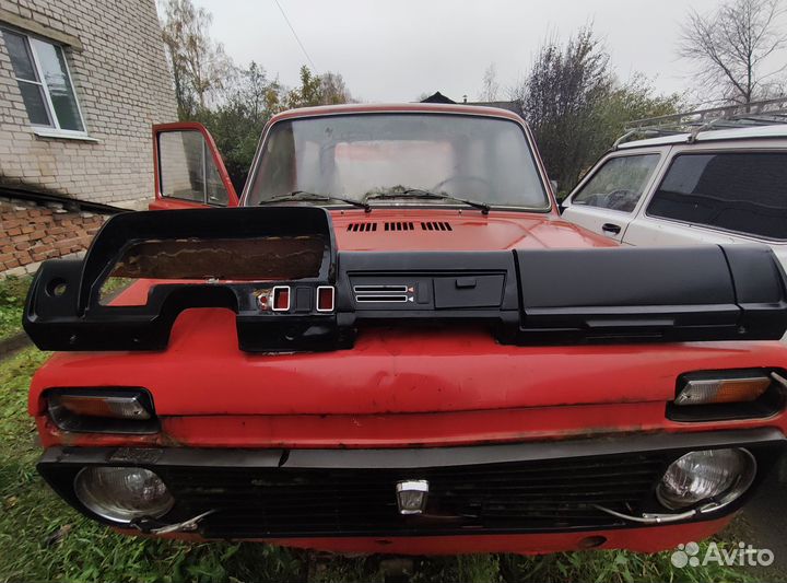 Продам панель ваз 2121