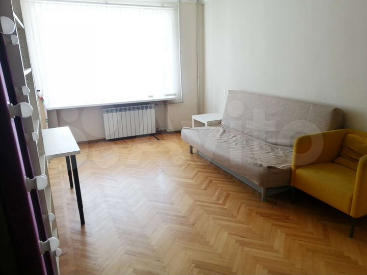 3-к. квартира, 80 м², 8/9 эт.