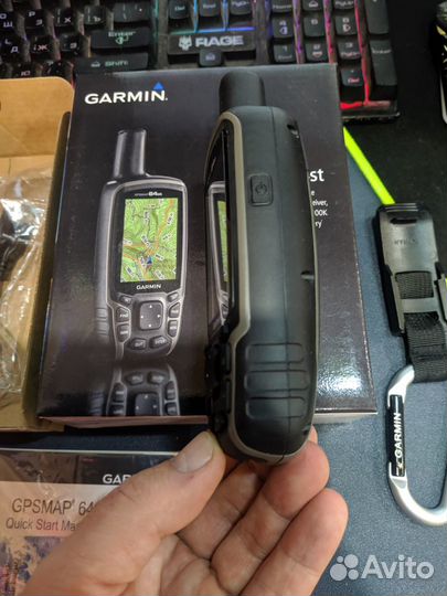 Туристический навигатор Garmin GPSmap 64st