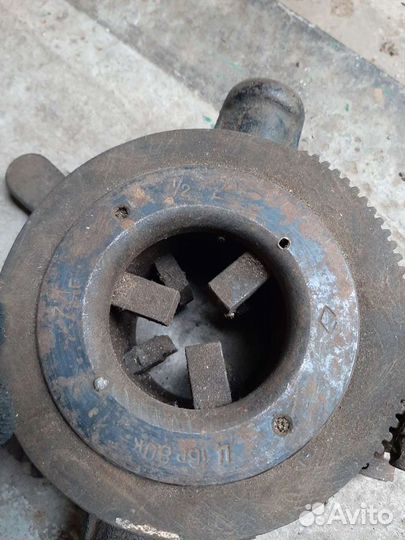 Нарезчик резьбы