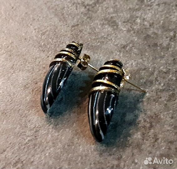 Комплект украшений из натуральной кожи 