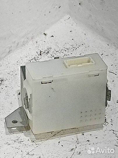 Блок управления Ниссан