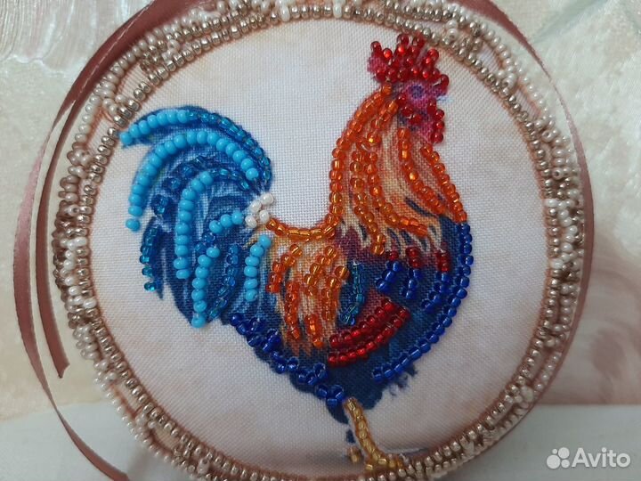 Подвеска из бисера