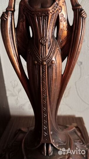 Подсвечник-фигурка из меди