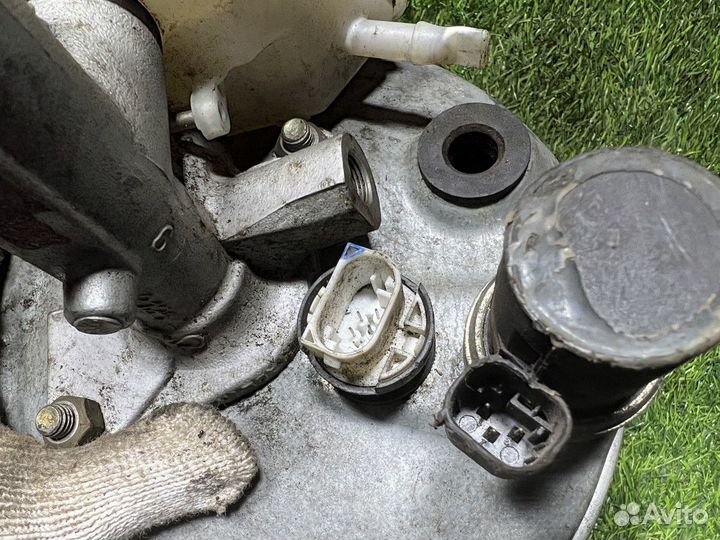 Вакуумный усилитель тормозов Mercedes Benz E-Class