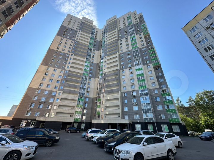 2-к. квартира, 60,7 м², 13/25 эт.