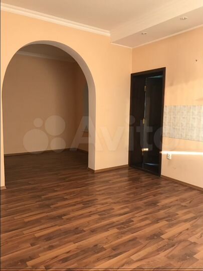 Дом 220 м² на участке 7 сот.